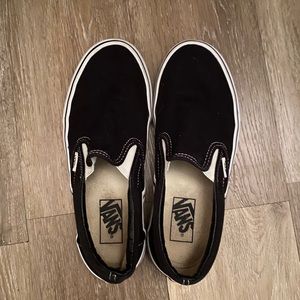 size 8 black slip on vans